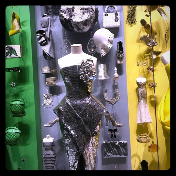 Welcome to a Sporty Glam Spice collection - Picture 1 of 1